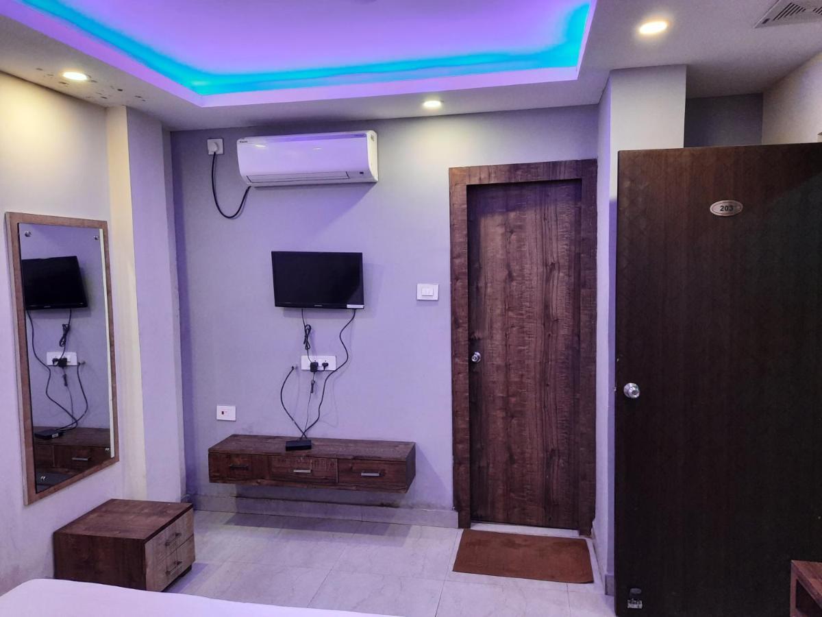 Hotel Delight Deluxe Pipra Dewās Zewnętrze zdjęcie