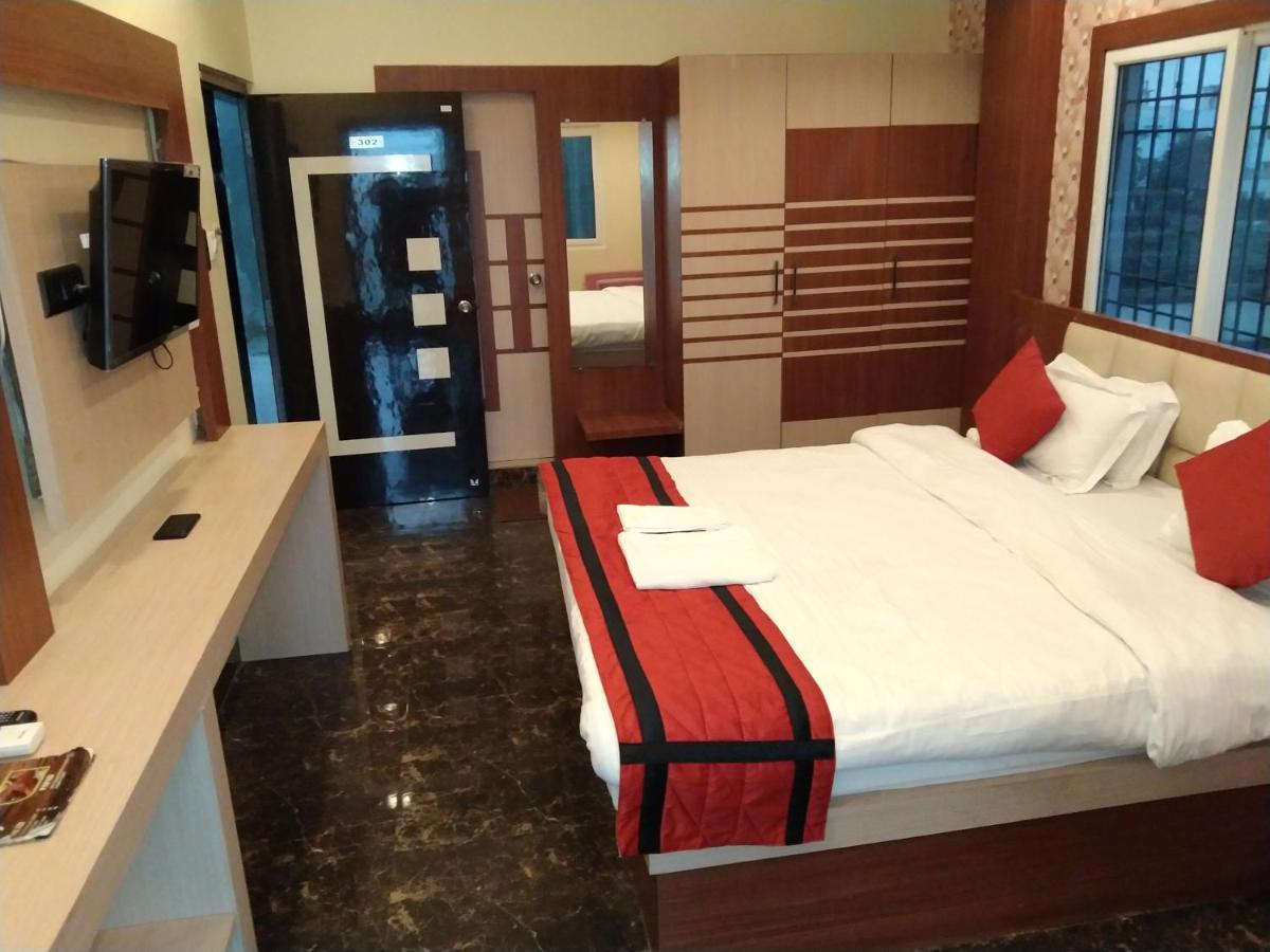 Hotel Delight Deluxe Pipra Dewās Zewnętrze zdjęcie